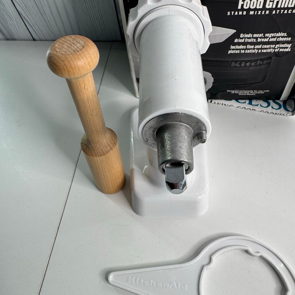 KitchenAid Meat Food Grinder Stand Mixer Attachment White - Picture 3 of 4